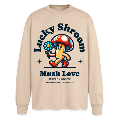 Lucky Shroom Design – Oversized Langarmshirt - Sand