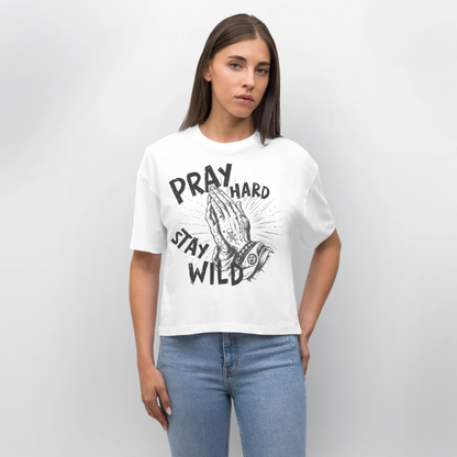 Play Hard Design – Frauen Boxy Bio-T-Shirt - Weiß