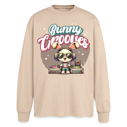 Bunny Grooves Design – Oversized Langarmshirt - Sand