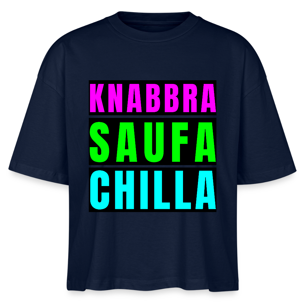 Knabbra Saufa Chilla Design – Frauen Boxy Bio-T-Shirt - Navy