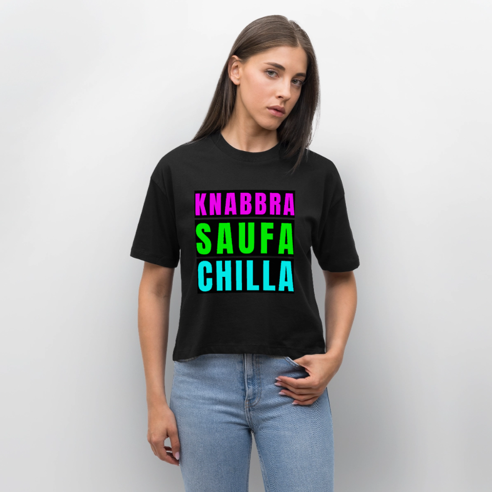 Knabbra Saufa Chilla Design – Frauen Boxy Bio-T-Shirt - Schwarz