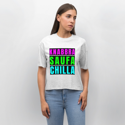 Knabbra Saufa Chilla Design – Frauen Boxy Bio-T-Shirt - Weiß meliert
