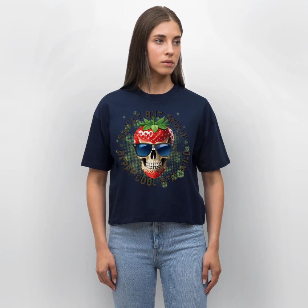 Strawberry Skull Design – Frauen Boxy Bio-T-Shirt - Navy