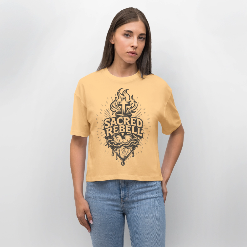 Sacred Rebell Design – Frauen Boxy Bio-T-Shirt - Mispel