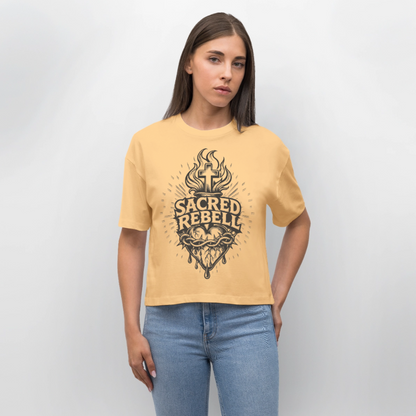 Sacred Rebell Design – Frauen Boxy Bio-T-Shirt - Mispel
