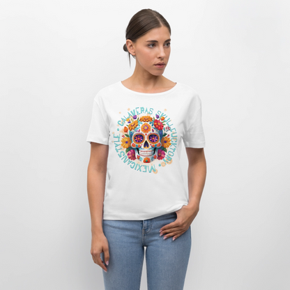 Sugar Skull Blumen Design – Relaxed Rundhals Frauen Bio-T-Shirt - Weiß